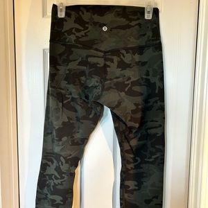 Lululemon Align Green Camo Capri